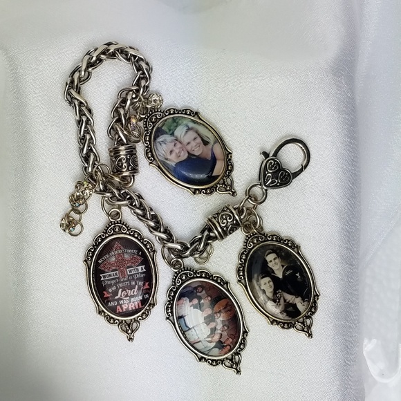 PHOTO BRACELET - Picture 2 of 3